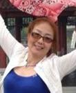 玫落肩香